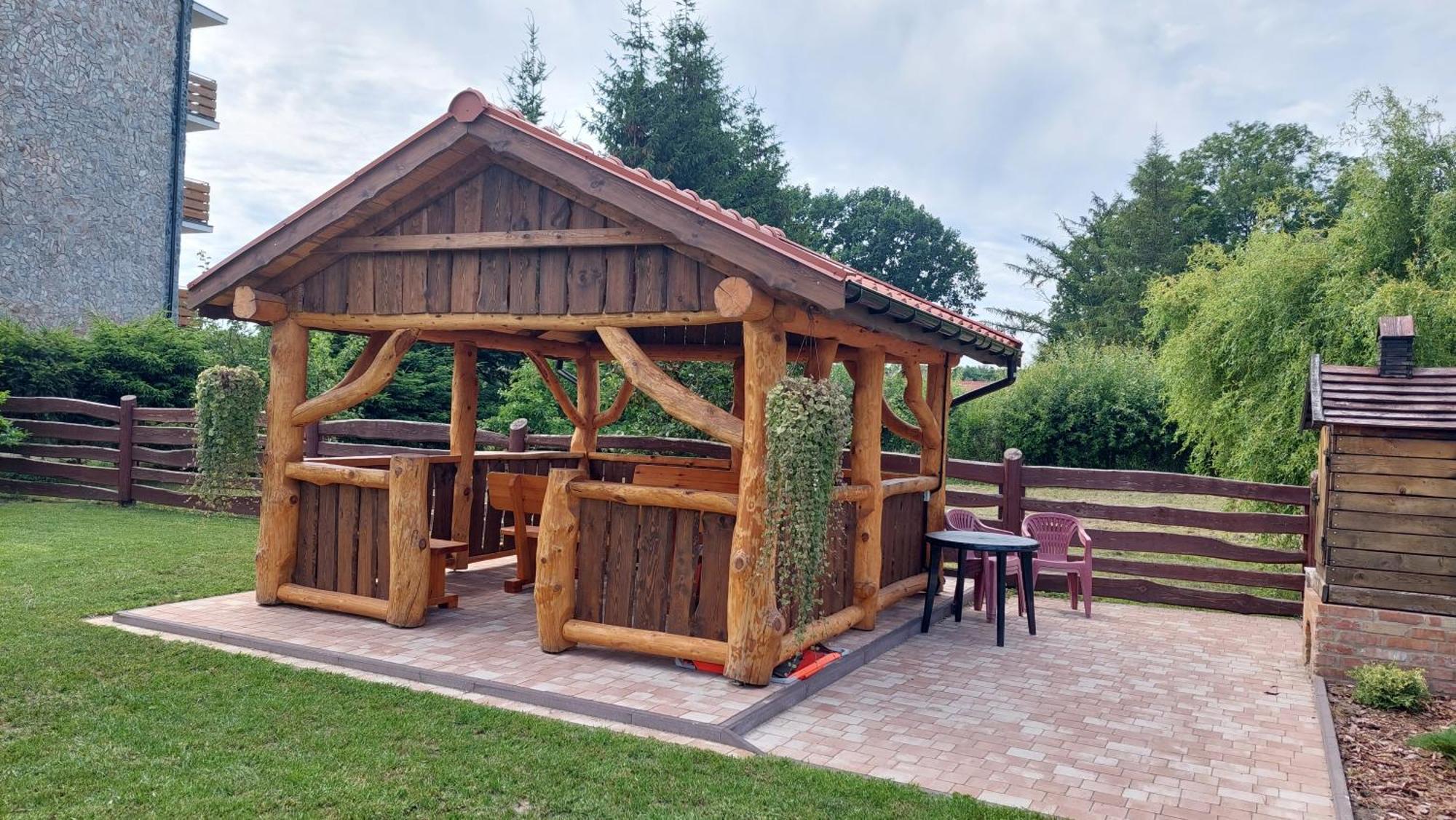 Pokoje U Wiktorii Sztutowo Exterior foto